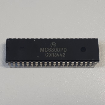 MC6802P 40-Pin MPU Chip