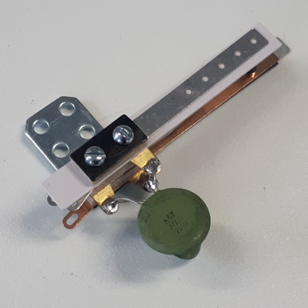 Leaf Switch - Flipper Cabinet GTB Dual Contact Right With Bracket - 28693+